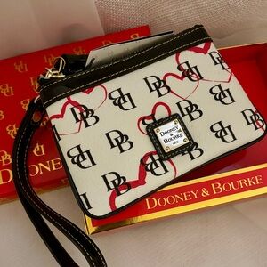 Dooney & Burke Heart print Zipper wristlet